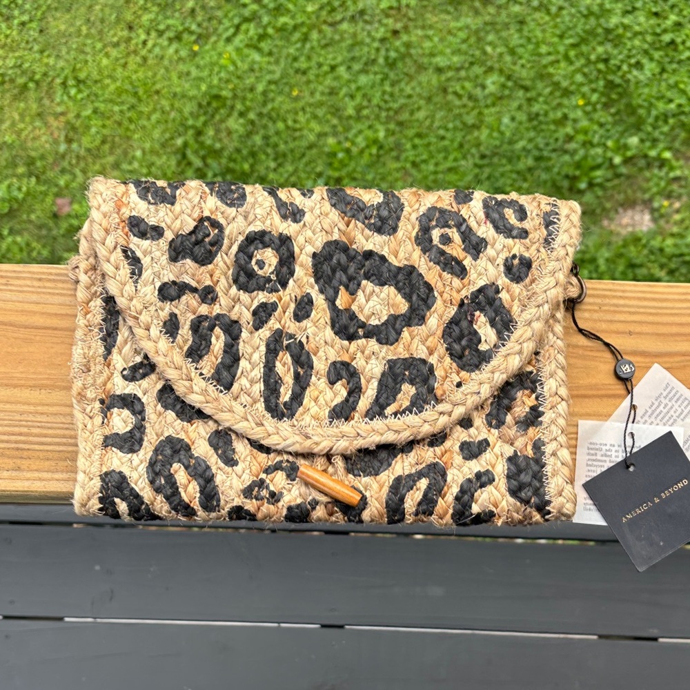 America & Beyond Leopard print jute clutch with cross body chain handbag , NWT